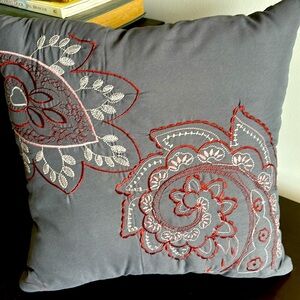 Moda Style Pillow 15”x 15” Gray with paisley style design. New without tags